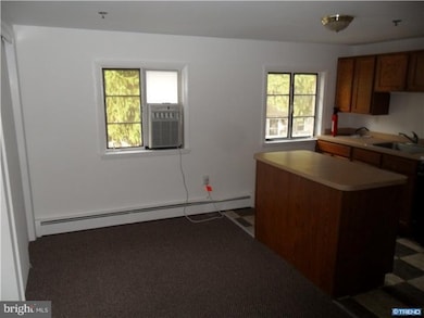 2300 Cherry Ln unit 4, Wilmington, DE 19810 - photo 5