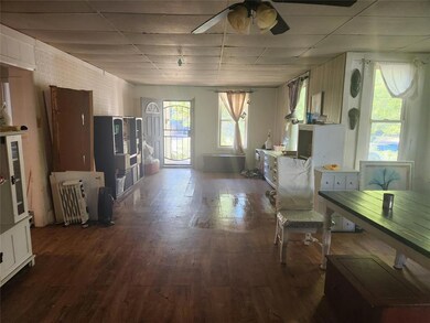 Huge Living Room and Dining Room
