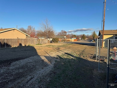 3435 N Jullions St, Boise, ID 83704 - photo 4