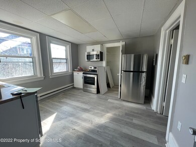 133 Susquehanna Ave, Olyphant, PA 18447 - photo 3