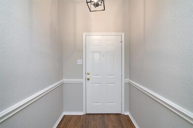 6409 Westgate Dr, North Richland Hills, TX 76182 - photo 5