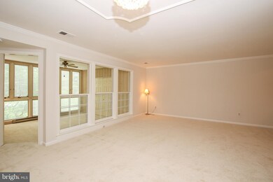 5715 Brewer House Cir unit 102, Rockville, MD 20852 - photo 5