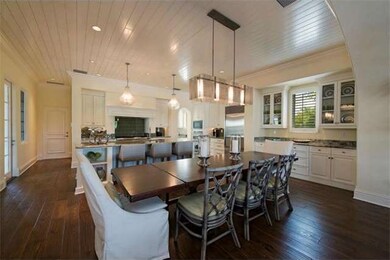 Formal Dining