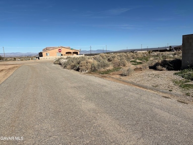 0 Edward St unit 25008935, California City, CA 93505 - photo 2