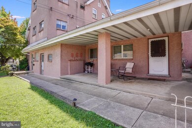 1256 E 12th St, Crum Lynne, PA 19022 - photo 4