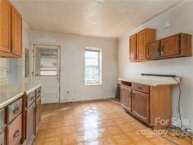 78 Old Oak Hill Rd, Candler, NC 28715 - photo 7