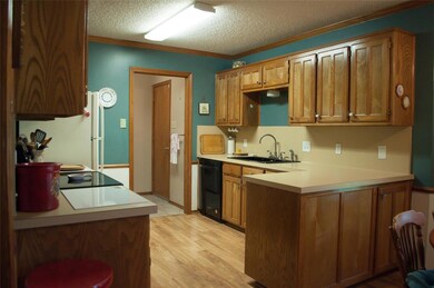 1218 Stonelake Dr, Cleburne, TX 76033 - photo 5