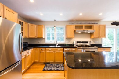 114FurlongWay-22-Cotuit-w