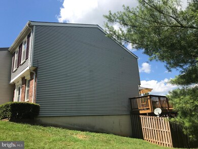 19001 Laurel Grove Terrace, Germantown, MD 20874 - photo 3