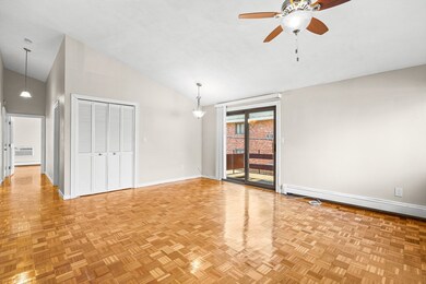 1 Greenridge Ln unit 4, Lincoln, MA 01773 - photo 2