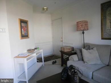 11214 Edson Park Place unit 13, Rockville, MD 20852 - photo 3