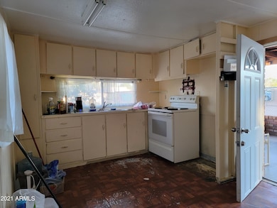 114 N Exeter St, Chandler, AZ 85225 - photo 4