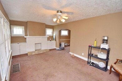 581 S Eureka Ave, Columbus, OH 43204 - photo 5