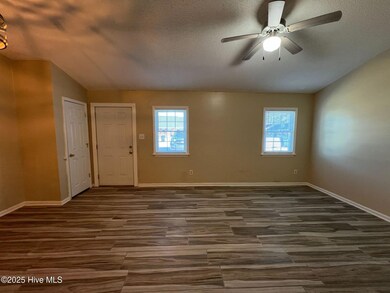 136 Marlene Dr, Jacksonville, NC 28546 - photo 5