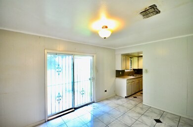 8211 Lawn St, Houston, TX 77088 - photo 5