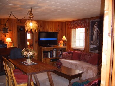 68 Sir Walter Ct (1)