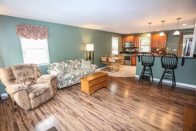 65 Cox St, Nashua, NH 03064 - photo 3