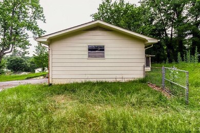 1323 Koblan Dr, Hixson, TN 37343 - photo 5