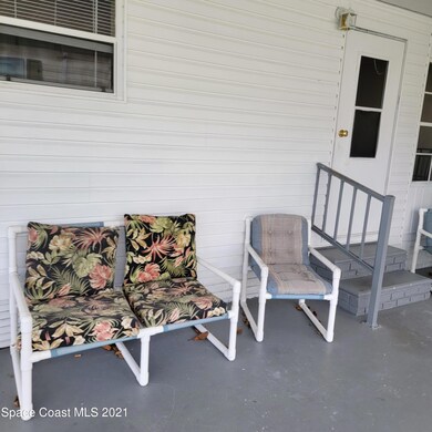 755 Lark Dr, Sebastian, FL 32976 - photo 3