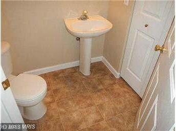 7207 Serenade Cir, Clinton, MD 20735 - photo 3