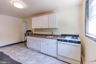 4807 1/2 Calumet Ave, Baltimore, MD 21206 - photo 5