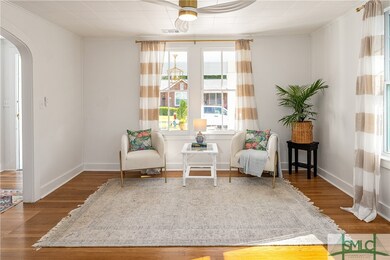 131 W 51st St, Savannah, GA 31405 - photo 4