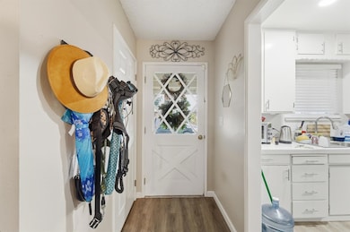 1669 Wylma Way, Modesto, CA 95350 - photo 6