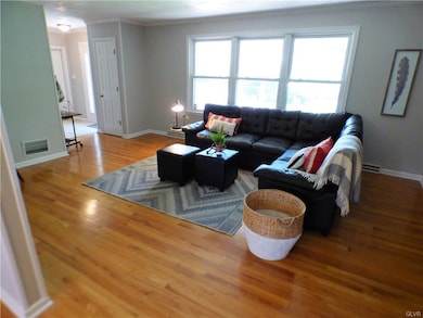 2885 Elm Ct, Allentown, PA 18103 - photo 6