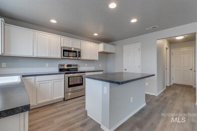 1490 W Queens River St, Kuna, ID 83642 - photo 5