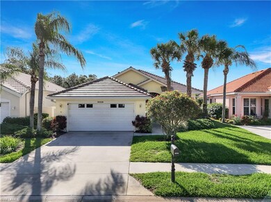 6018 Highwood Park Ln, Naples, FL 34110 - photo 2