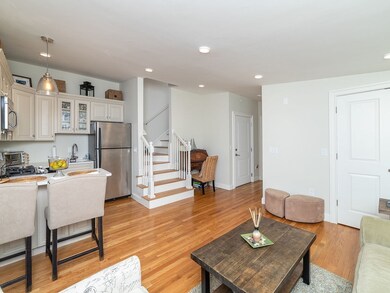 17r Clark St unit 5, Boston, MA 02109 - photo 4