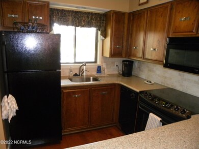 115 Beulah Hill Rd unit 204, Pinehurst, NC 28374 - photo 6