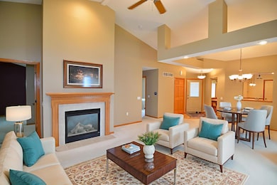 15649 Flackwood Way, Saint Paul, MN 55124 - photo 3