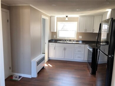 266 High St unit Upper R, Cumberland, RI 02864 - photo 2