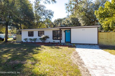 8274 Dickie Dr, Jacksonville, FL 32216 - photo 2