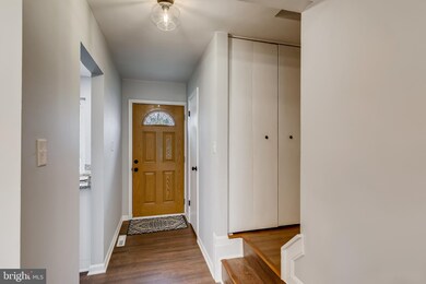 109 Bourbon Ct, Parkville, MD 21234 - photo 7