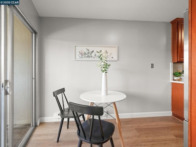 2137 Otis Dr unit 111, Alameda, CA 94501 - photo 6