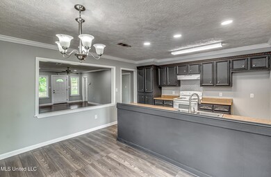 207 W Dewey Camp Dr-54
