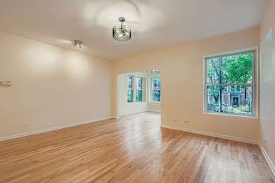 7711 N Marshfield Ave unit 1, Chicago, IL 60626 - photo 4