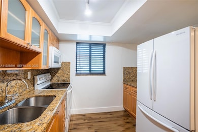 895 W 80th Place, Hialeah, FL 33014 - photo 5