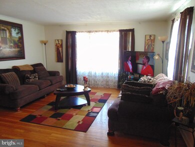 7187 Lee Ave, Pennsauken, NJ 08110 - photo 4