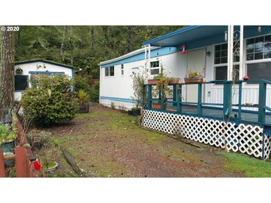 88875 Bayberry Ln unit SP14, Florence, OR 97439 - photo 4