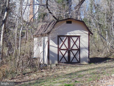 6514 Wilson Rd, Friendship, MD 20758 - photo 4