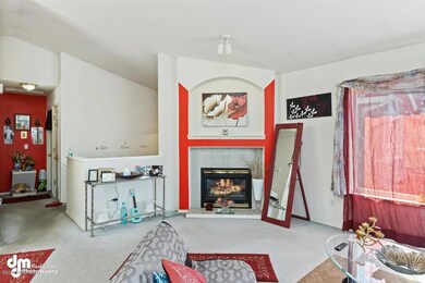 29-Living Room-ELKO7759