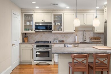 299 Marlborough St unit 1, Boston, MA 02116 - photo 2