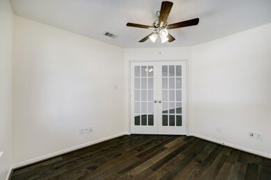 8947 Spurflower Path Ln, Houston, TX 77075 - photo 5