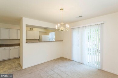 9640 Hagel Cir unit D, Lorton, VA 22079 - photo 4