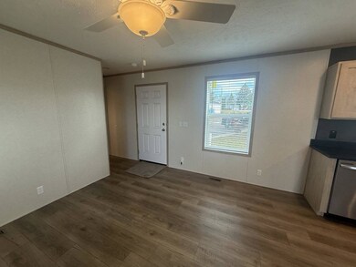 1061 Revere Ln unit 975, Kalamazoo, MI 49009 - photo 3