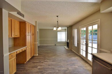 Kitchen Family Room
