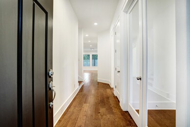 927 Lamonte Ln, Houston, TX 77018 - photo 4